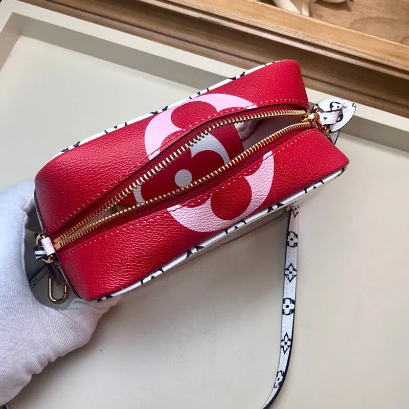 LOV2 Bags - Fashion Bags  2028