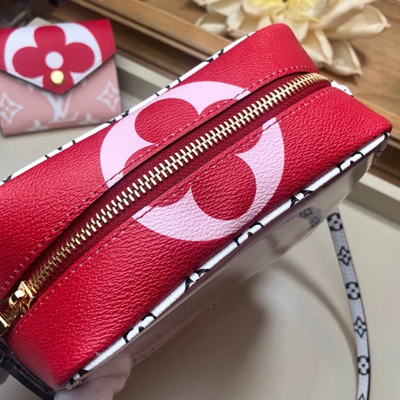LOV2 Bags - Fashion Bags  2028
