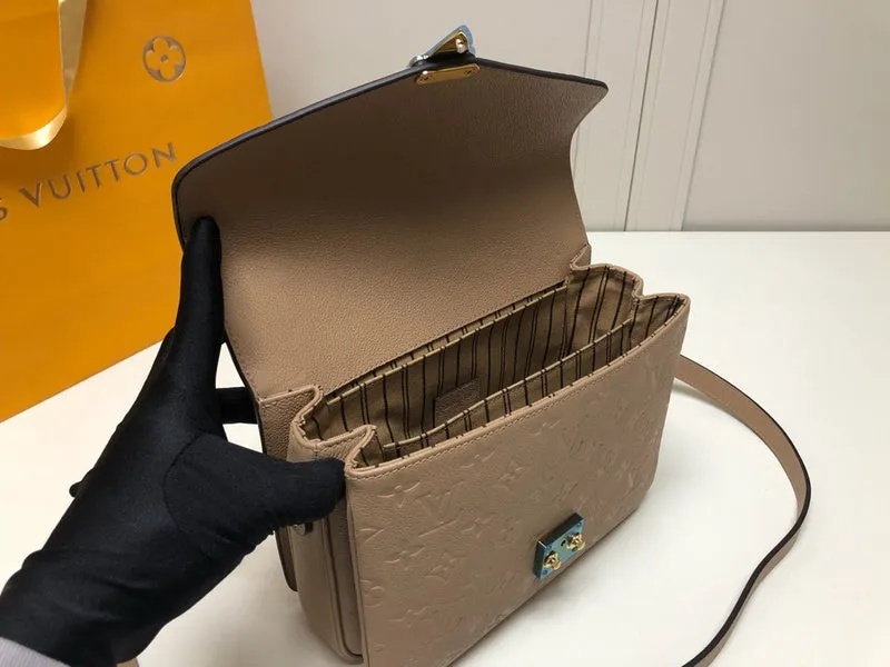 LOV2 Bags - Fashion Bags  2073
