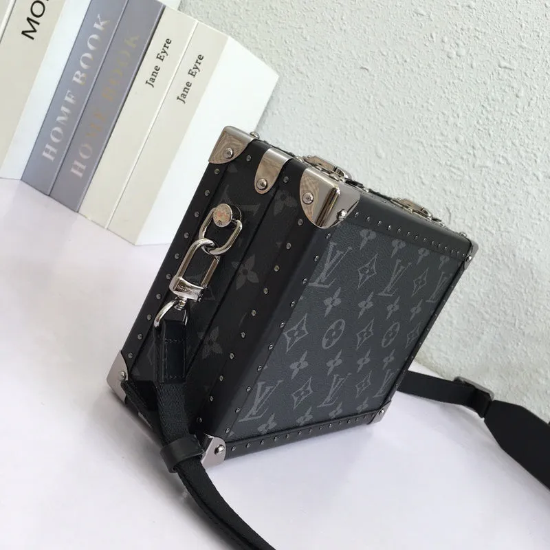 LOV2 Bags - Fashion Bags  2077