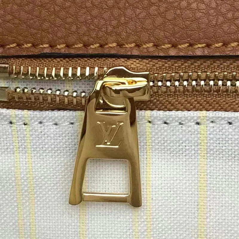 LOV2 Bags - Fashion Bags  2494