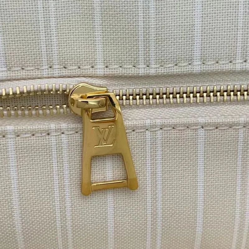 LOV2 Bags - Fashion Bags  2497