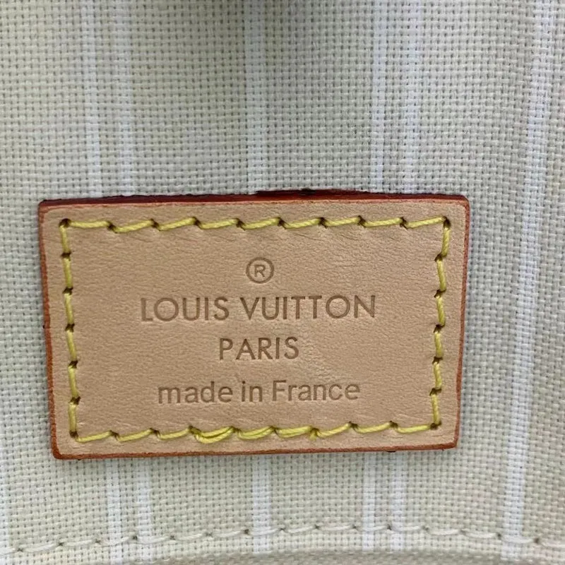 LOV2 Bags - Fashion Bags  2497