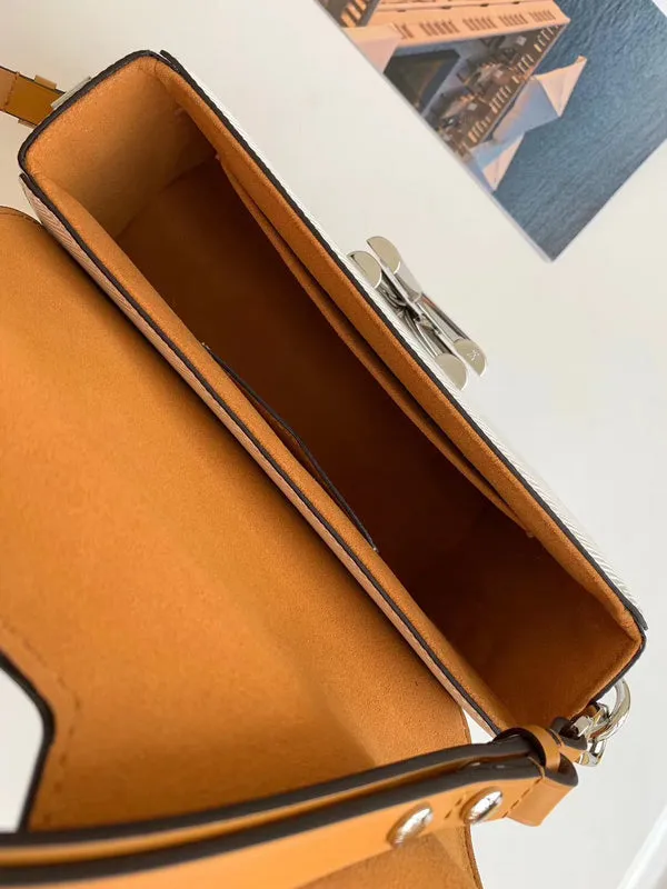 LOV2 Bags - Fashion Bags  2505
