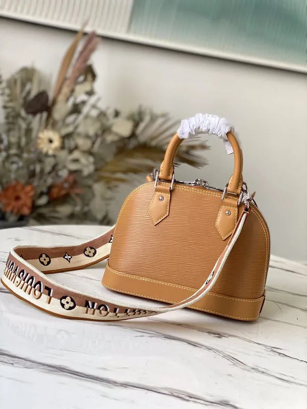 LOV2 Bags - Fashion Bags  2571