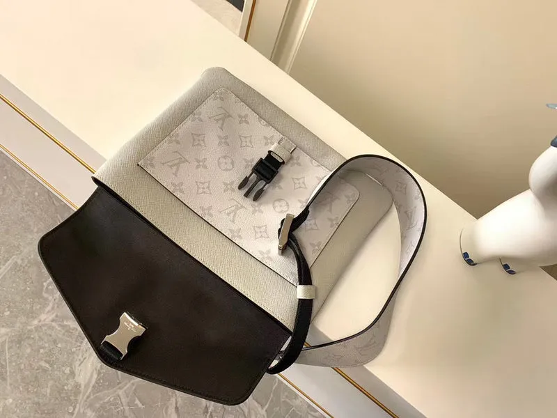 LOV2 Bags - Fashion Bags  2575