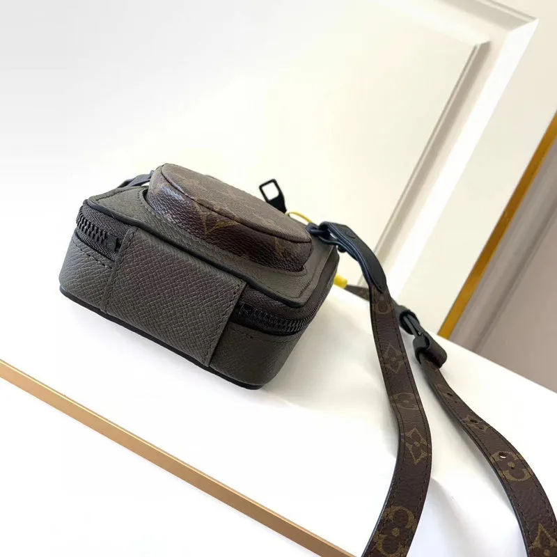 LOV2 Bags - Fashion Bags  2578