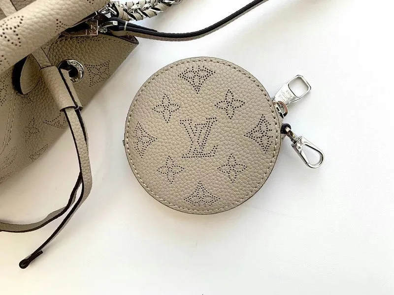 LOV2 Bags - Fashion Bags  2581