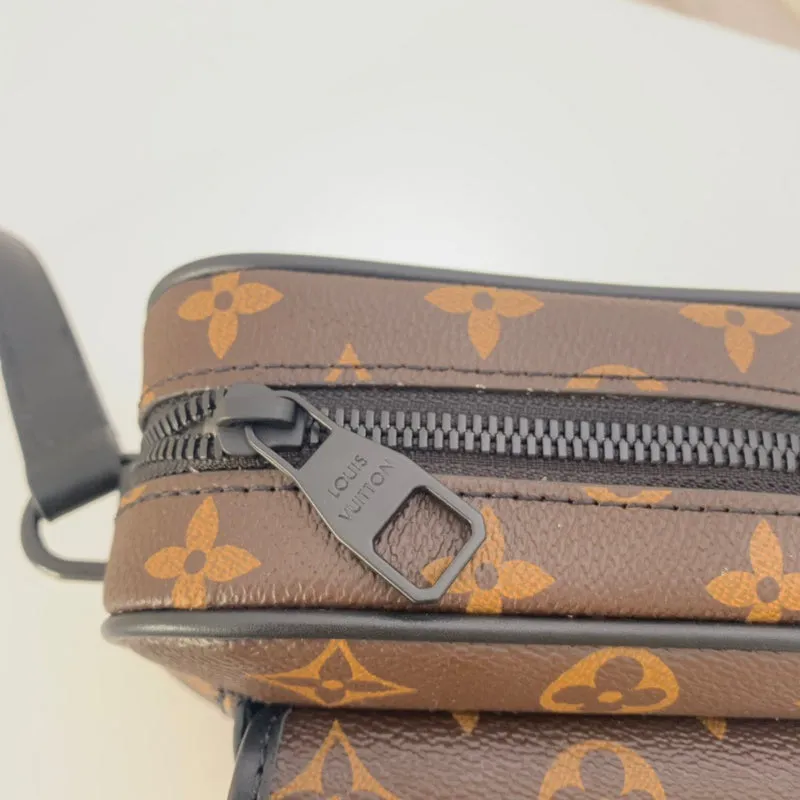 LOV2 Bags - Fashion Bags  2583