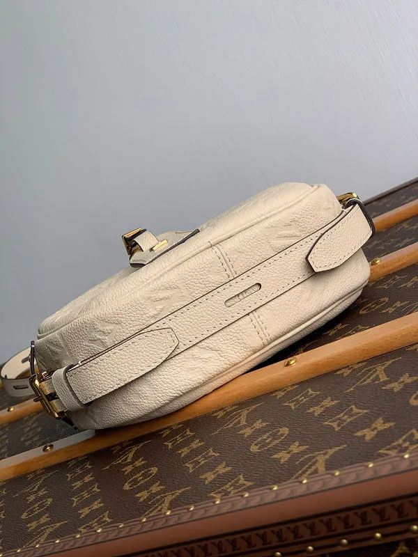 LOV2 Bags - Fashion Bags  2593
