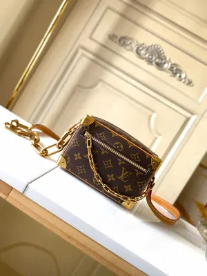LOV2 Bags - Fashion Bags  2647