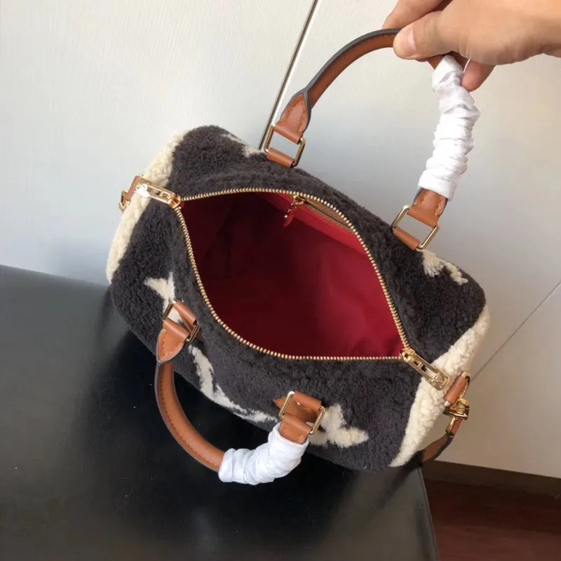 LOV2 Bags - Fashion Bags  2656