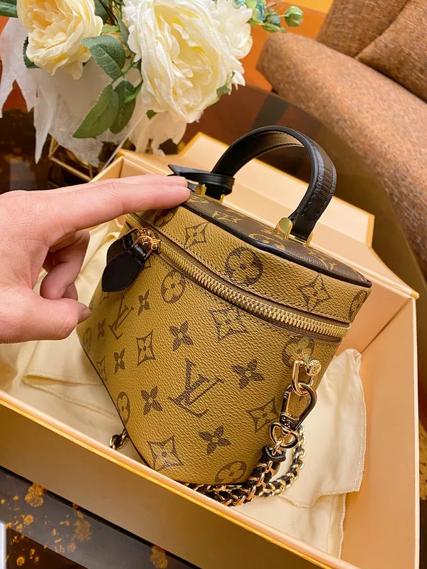 LOV2 Bags - Fashion Bags  2670