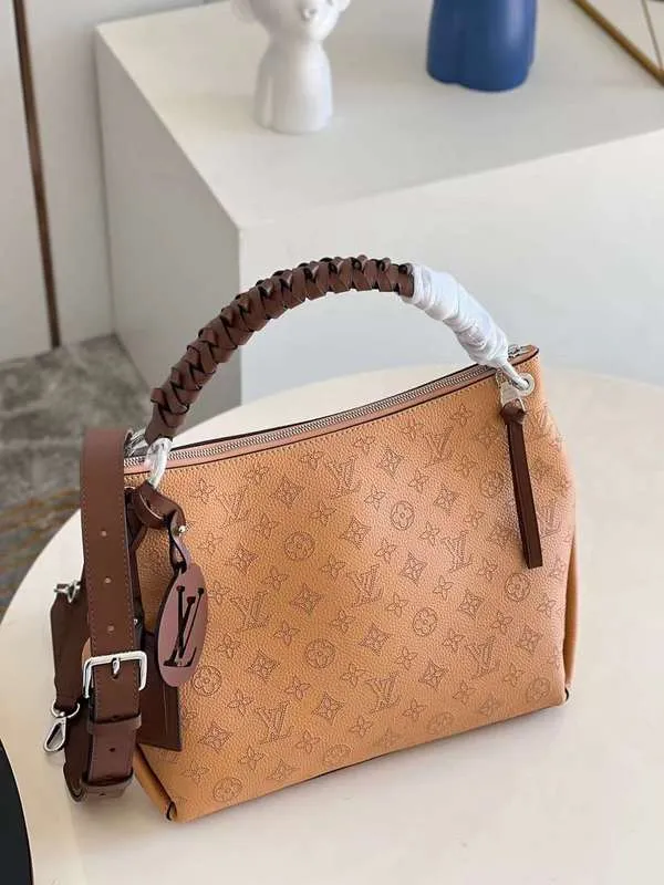 LOV2 Bags - Fashion Bags  749