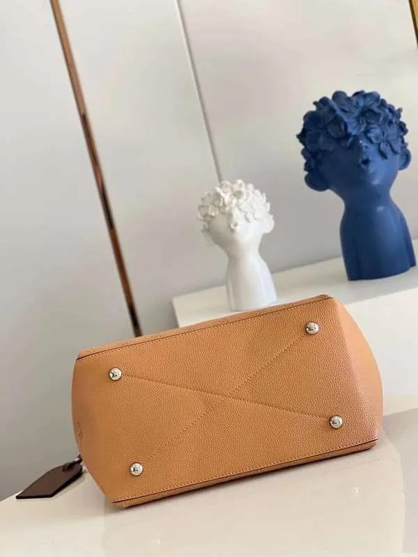 LOV2 Bags - Fashion Bags  749