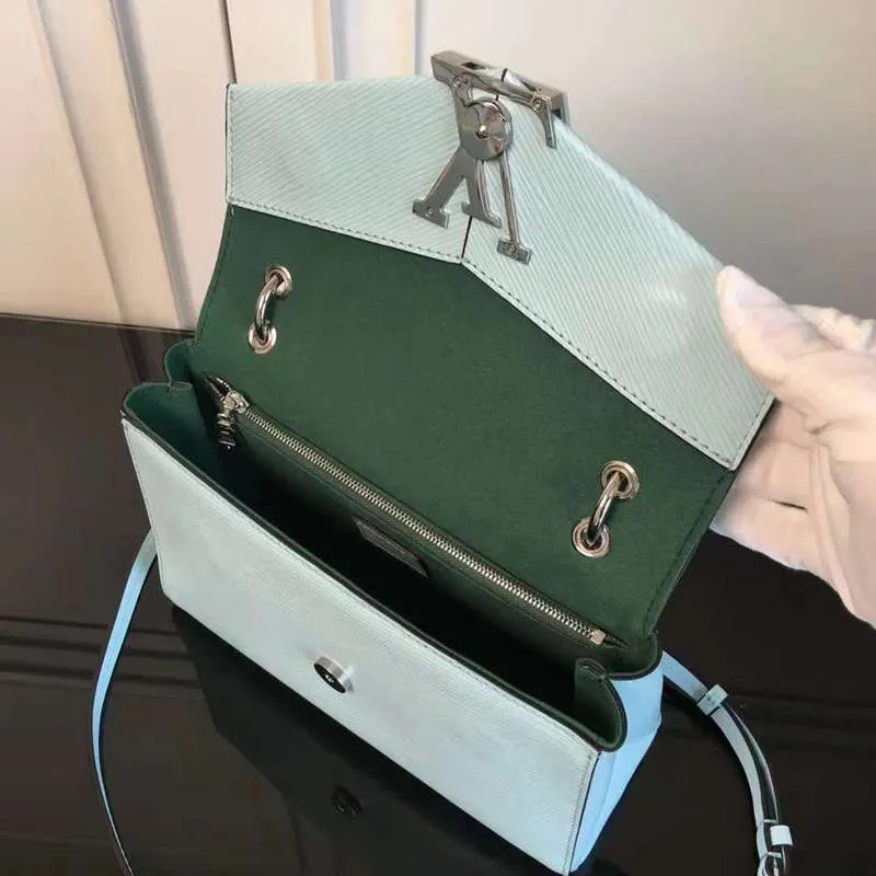LOV2 Bags - Fashion Bags  777