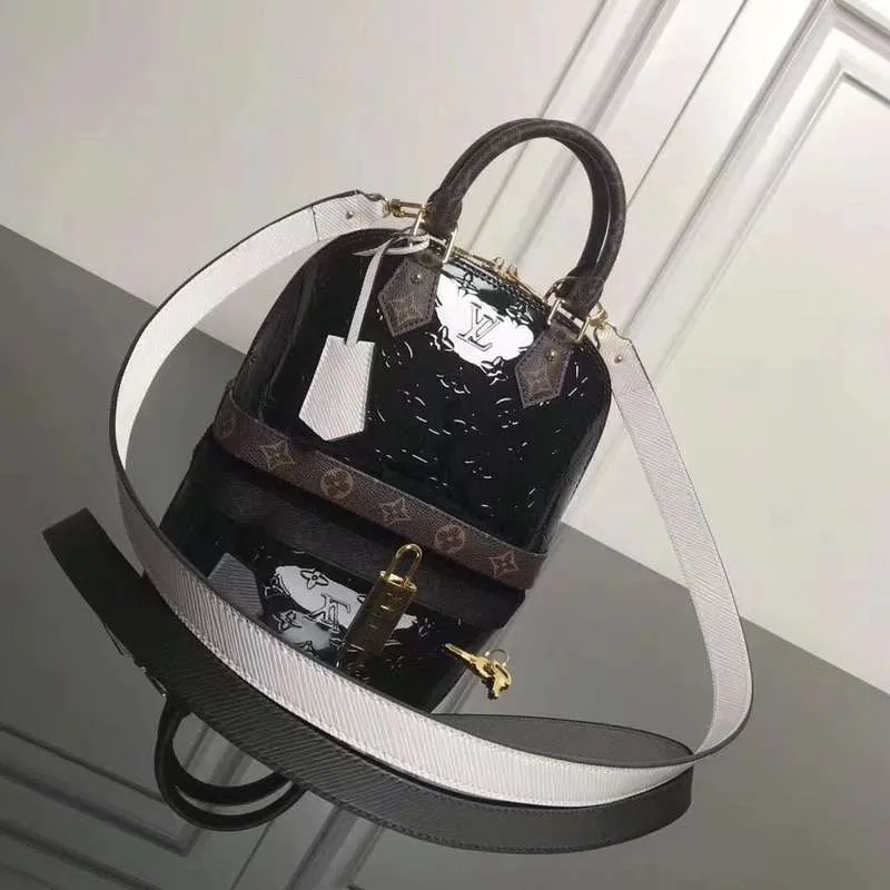 LOV2 Bags - Fashion Bags  784