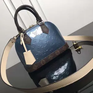 LOV2 Bags - Fashion Bags  784