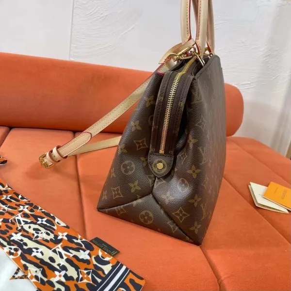 LOV2 Bags - Fashion Bags  847