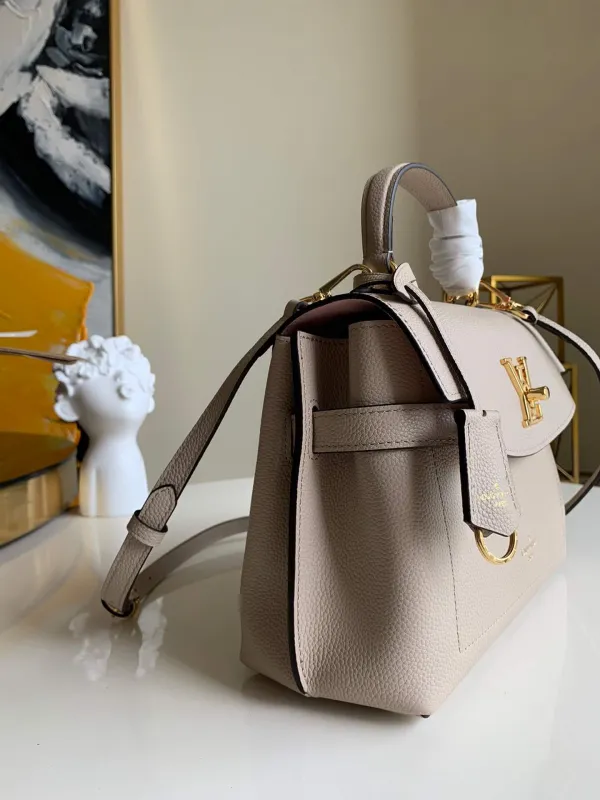 LOV2 Bags - Fashion Bags  894