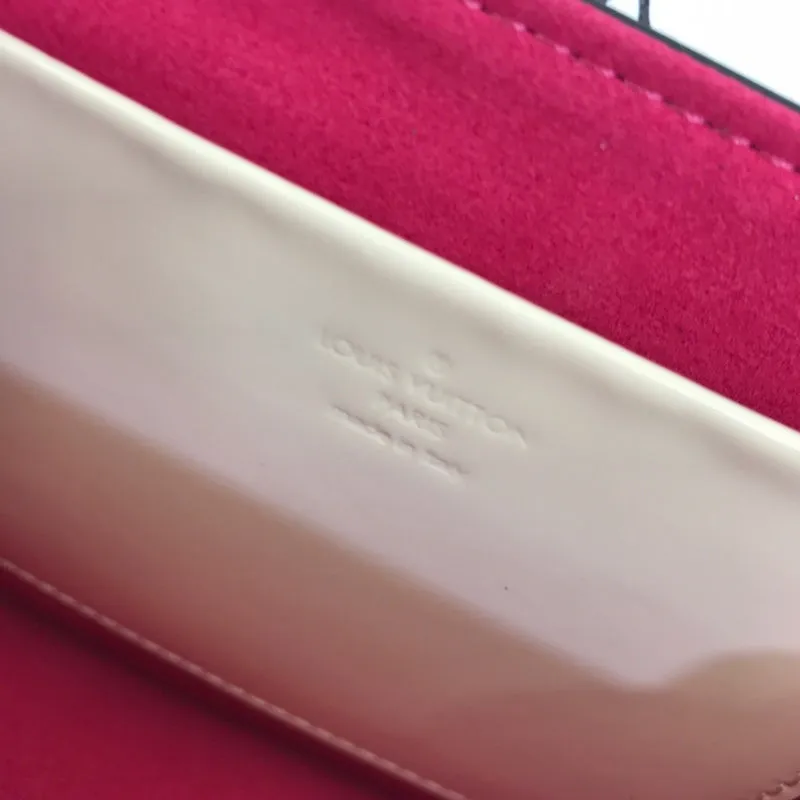 LOV2 Bags - Fashion Bags  924