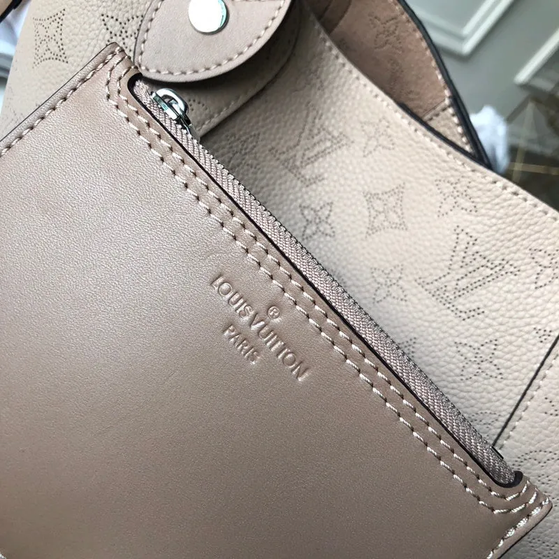 LOV2 Bags - Fashion Bags  987