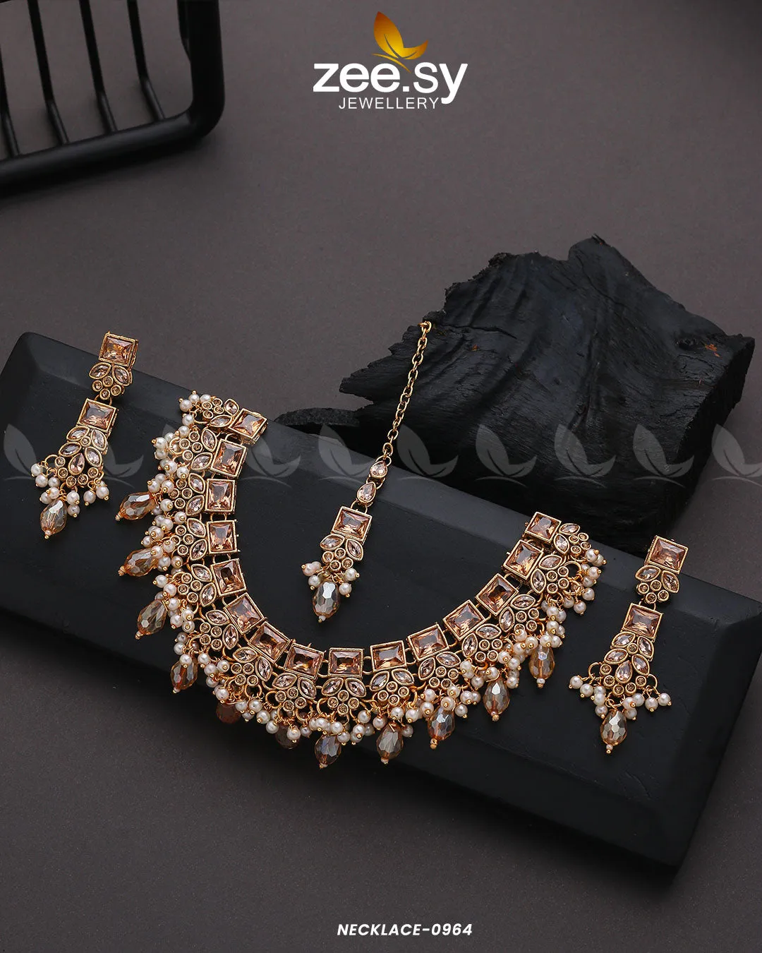 NECKLACE-0964