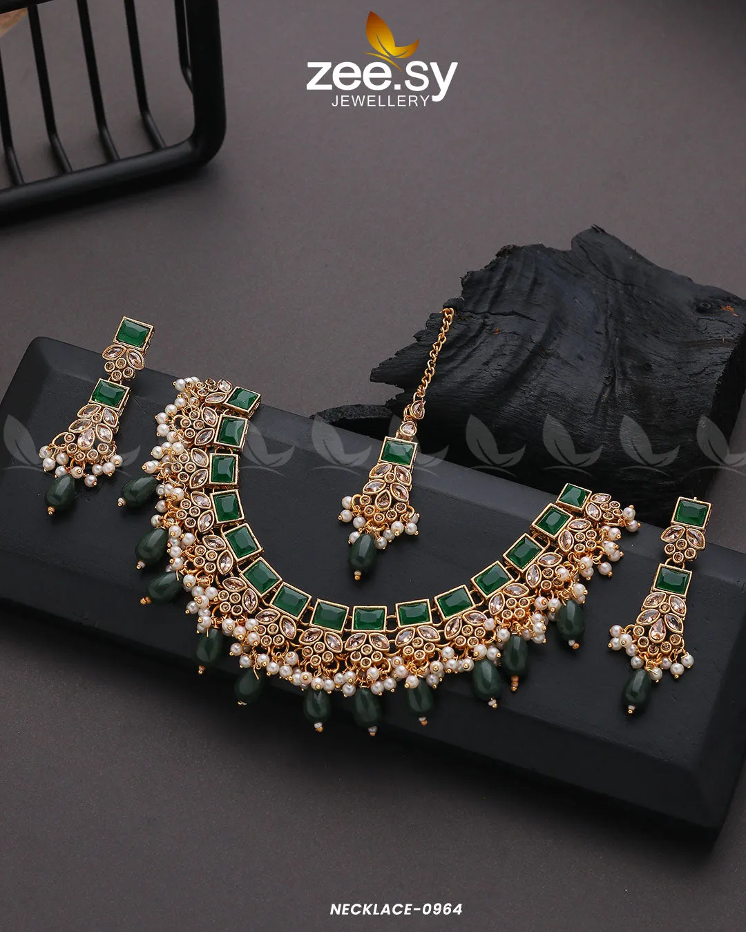 NECKLACE-0964