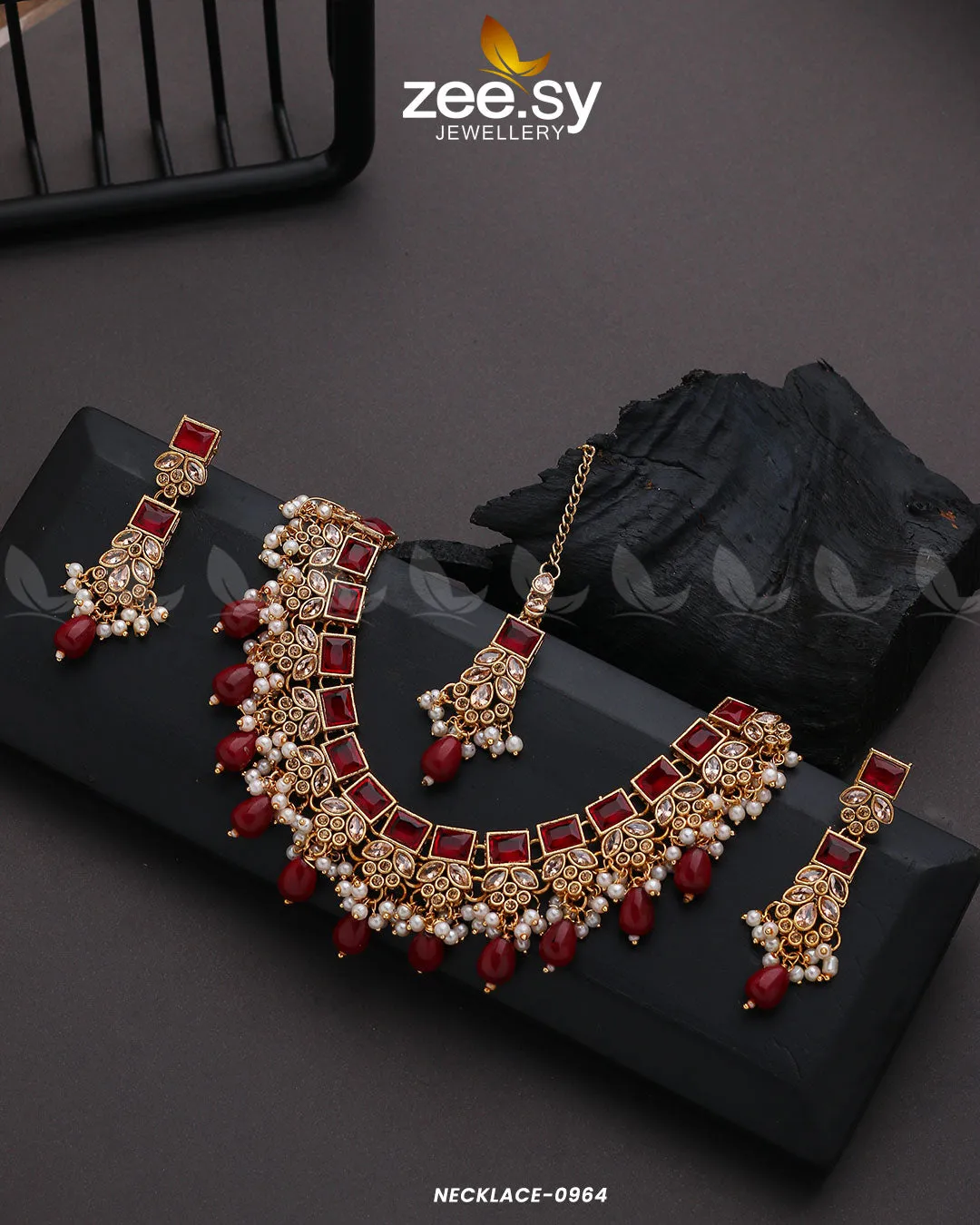 NECKLACE-0964