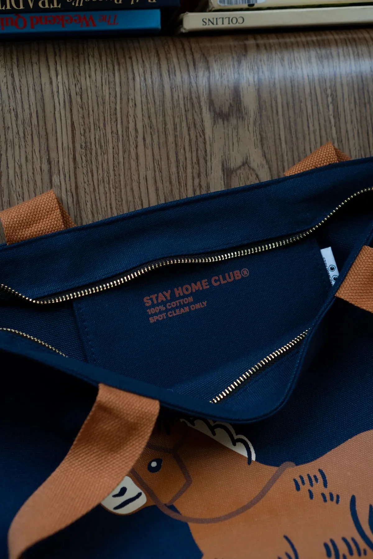 Off You Trot Big ZIp Tote