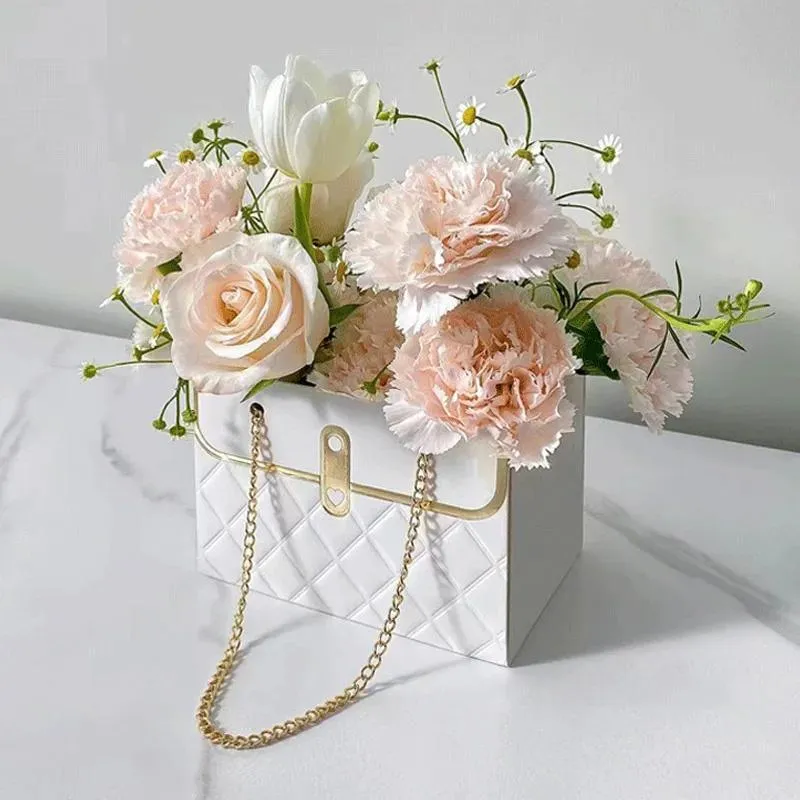 Paper Gift Bag with Metal Chain 4 Colors 10PCS