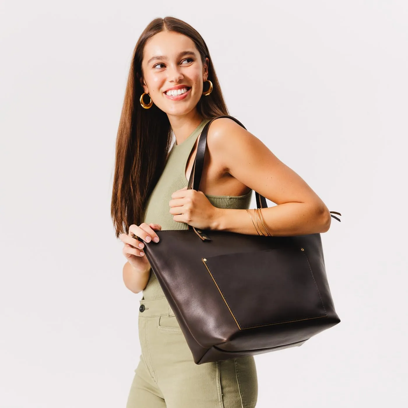 Portland Leather Goods Medium Zipper Tote Bag – Handmade, Durable & Unlined – Interior & Exterior Pockets