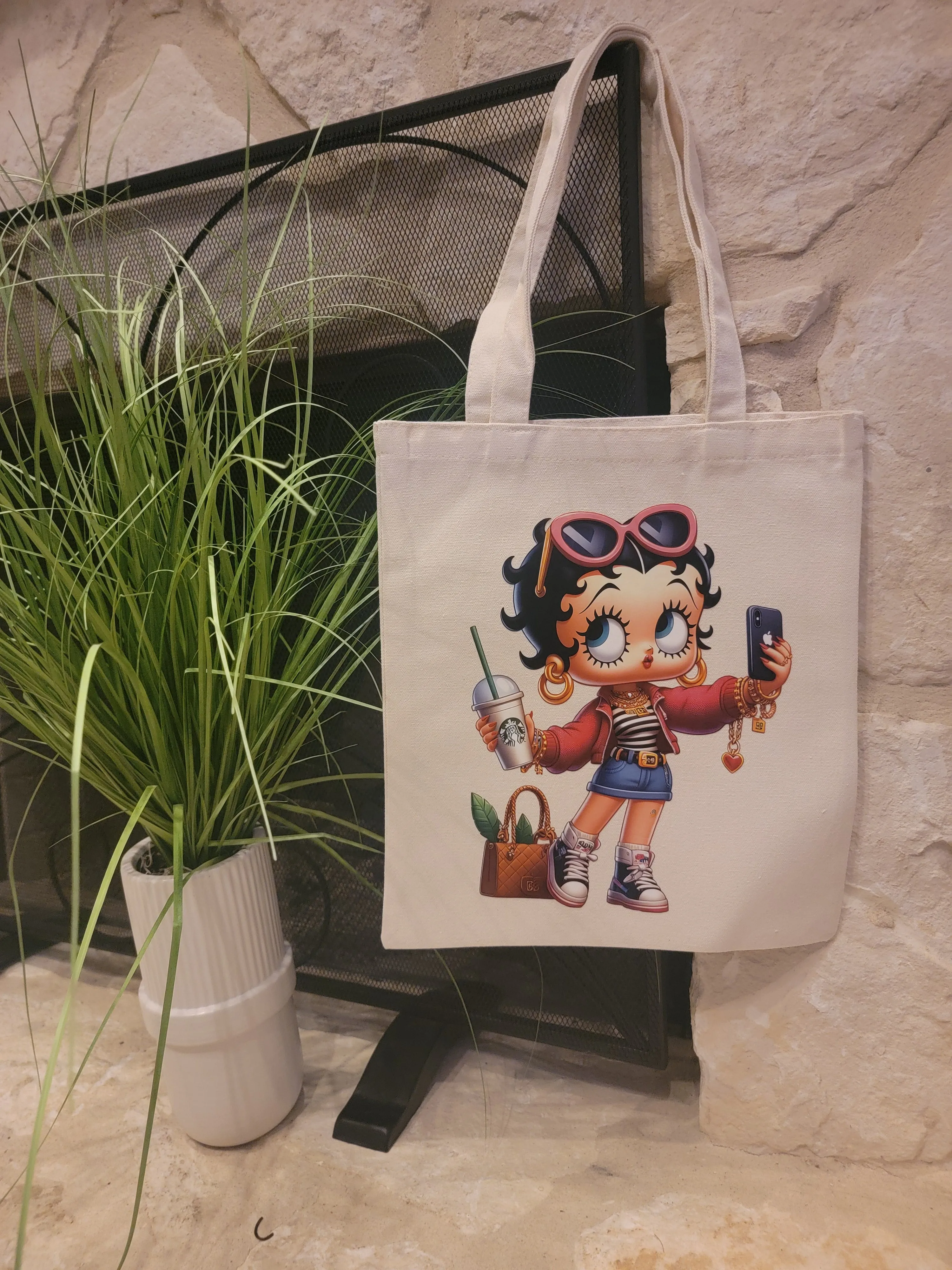 Stylish Canvas Tote Bags – Perfect for Every Occasion