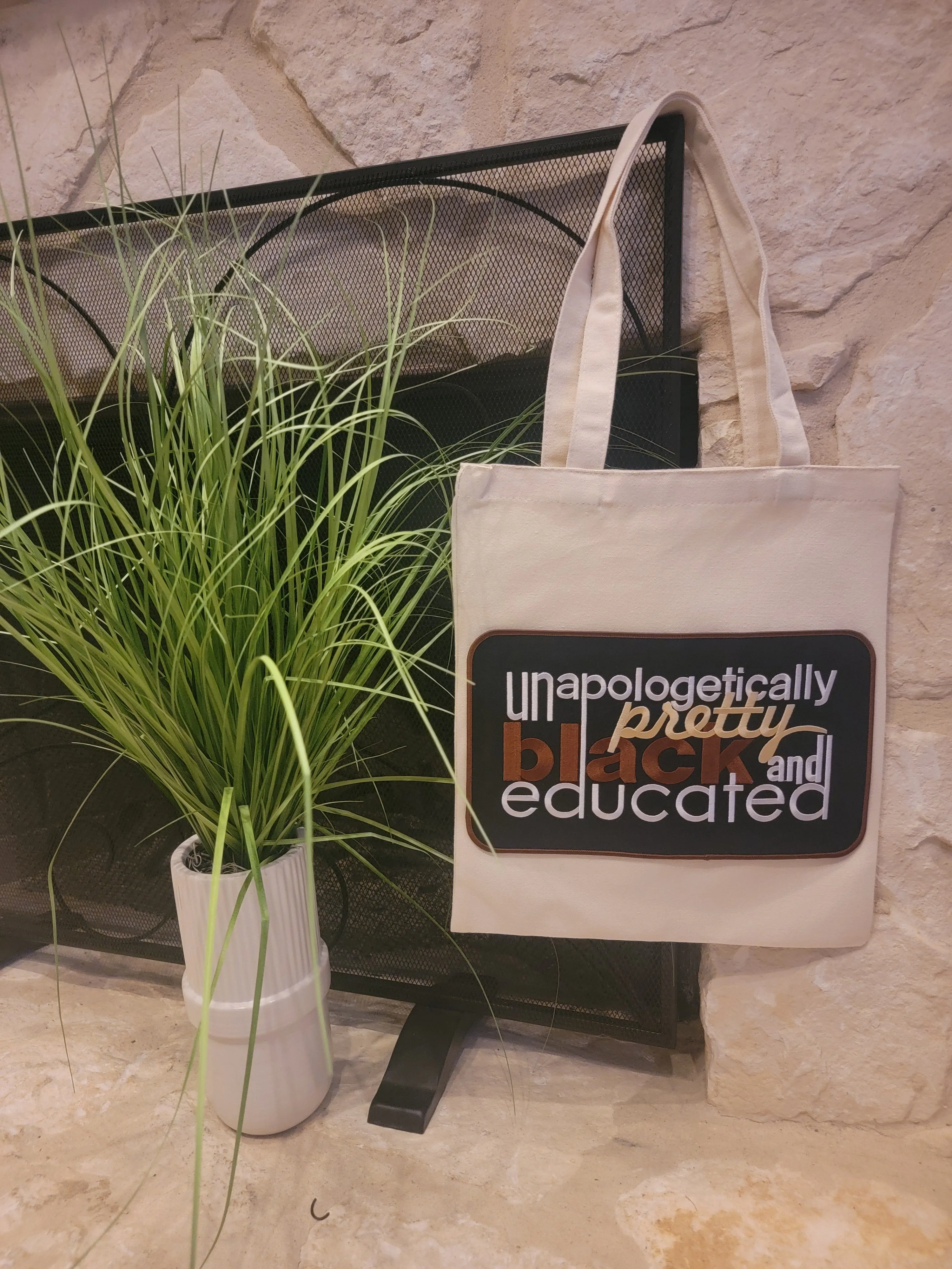 Stylish Canvas Tote Bags – Perfect for Every Occasion