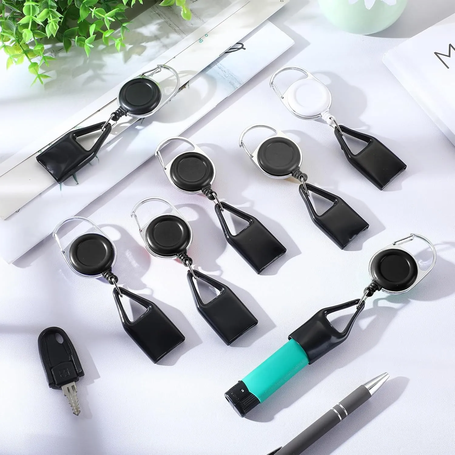 Timgle 28 Pcs Retractable Lighter Holder Keychain, Lighter Keychains with Single Lighter Clip for Convenience, Classic Lighter Cover (Black)