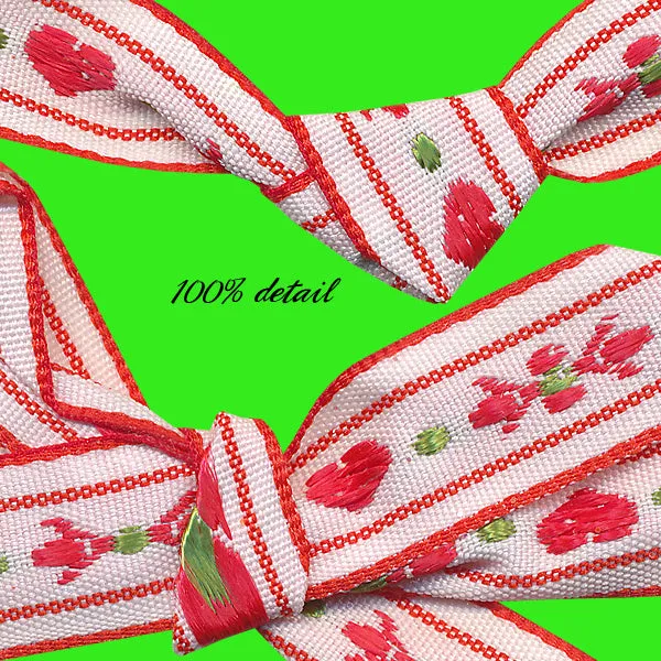 Vintage Heart Ribbons
