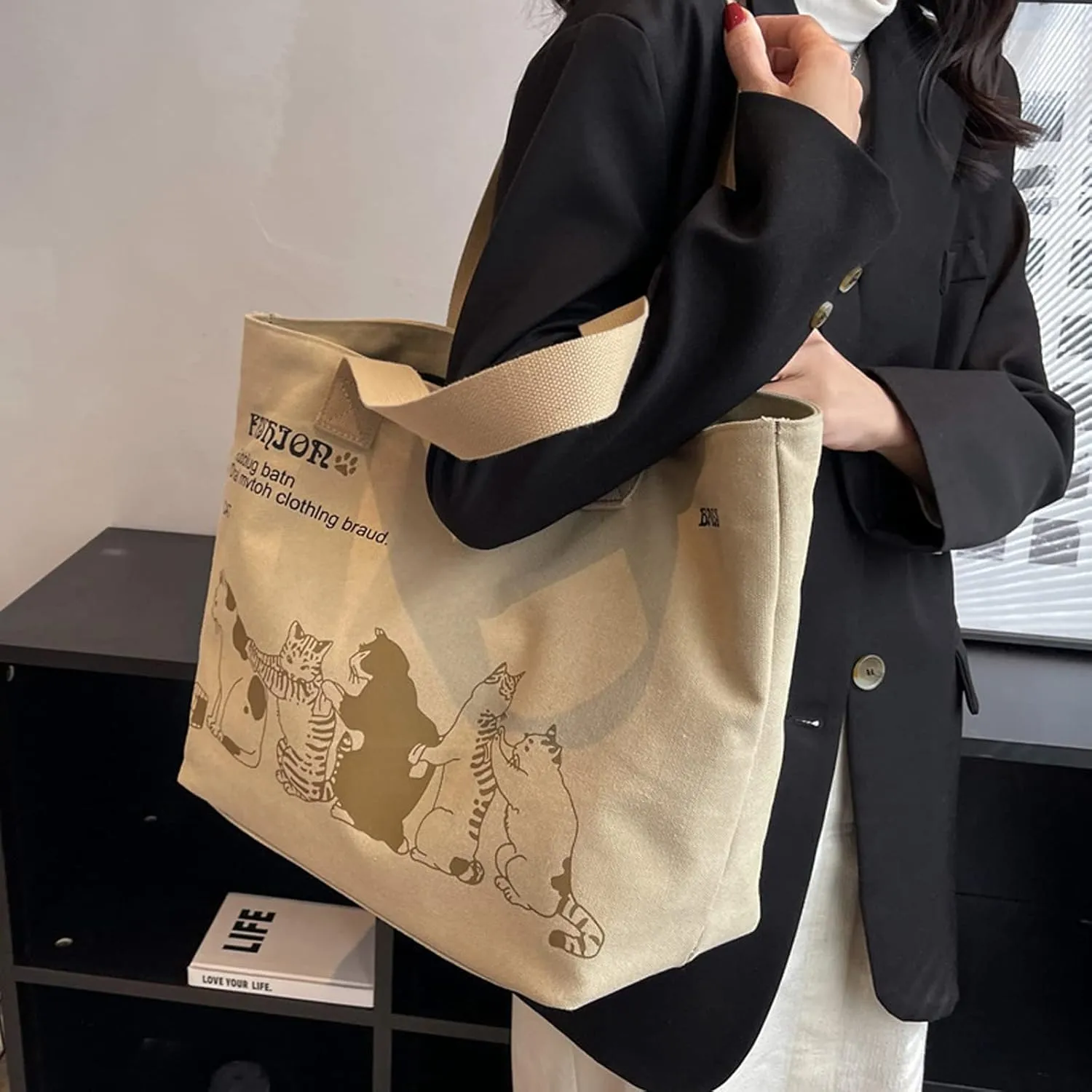Women's Canvas Shoulder Bag Large Capacity Leisure Commuter Tote Bag Cartoon Animation Shopping Beach Bag