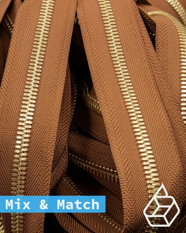 YKK Excella® | Custom made zipper | Gold | Size 8