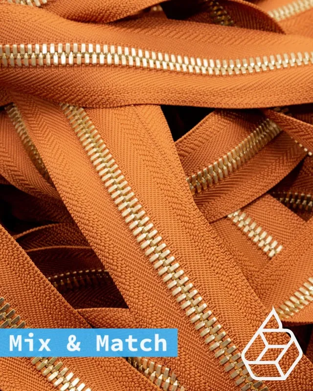 YKK Excella® | Custom made zipper | Gold | Size 8