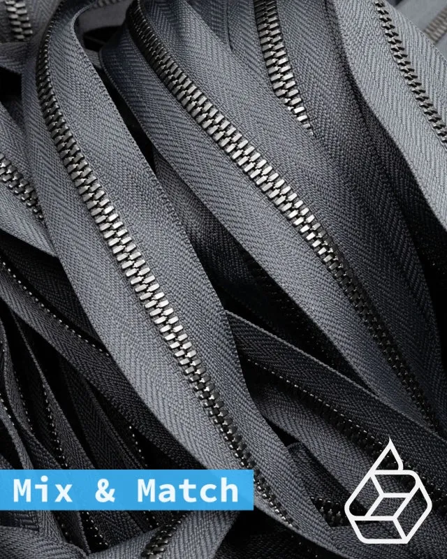 YKK Excella® | Custom made zipper | Gunmetal | Size 5