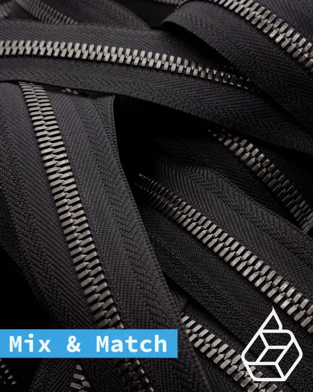 YKK Excella® | Custom made zipper | Gunmetal | Size 8