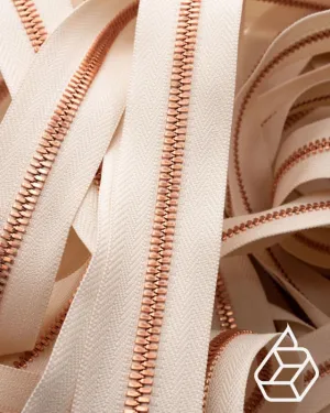 YKK Excella® | Zipper on roll | Bright Copper | Size 5