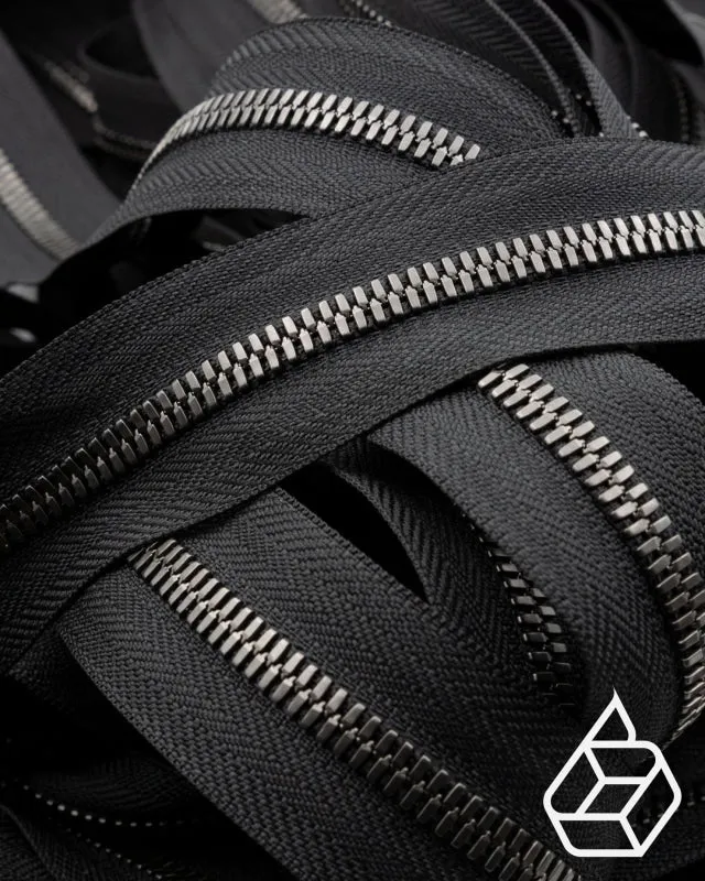 YKK Excella® | Zipper on roll | Gunmetal | Size 5