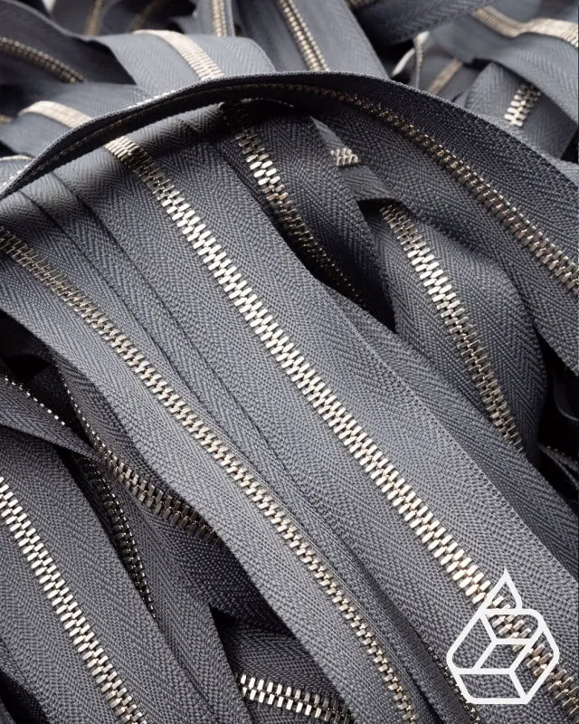 YKK Excella® | Zipper on roll | Silver | Size 3